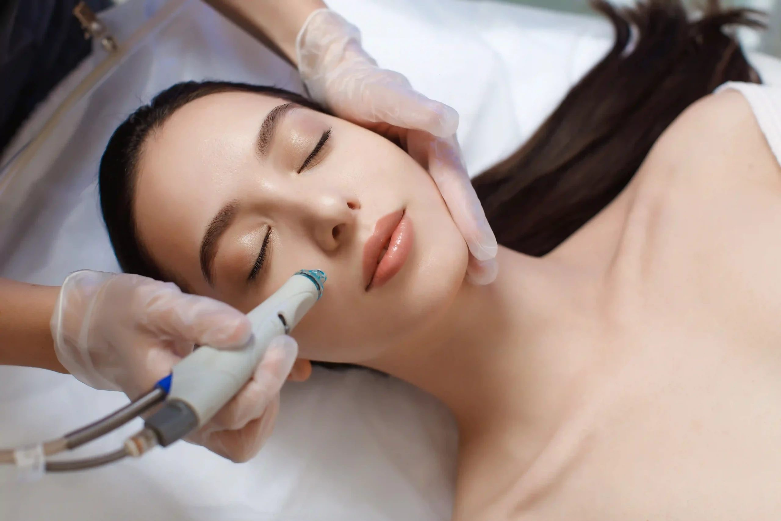 Electronic Solutions for Enhancing Laser Aesthetic Outcomes in Salons